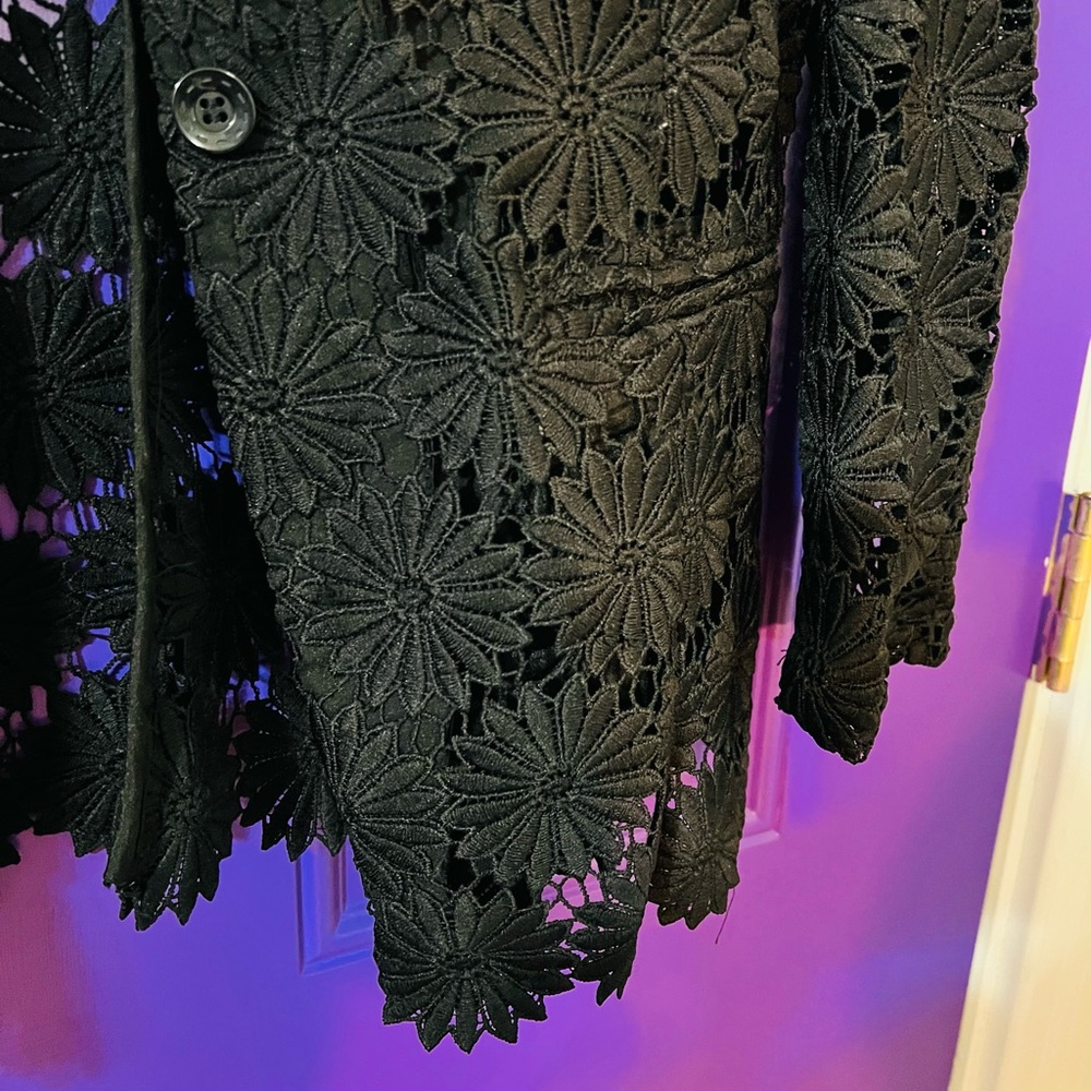 BEREK Crochet Blazer - Picture 5 of 7